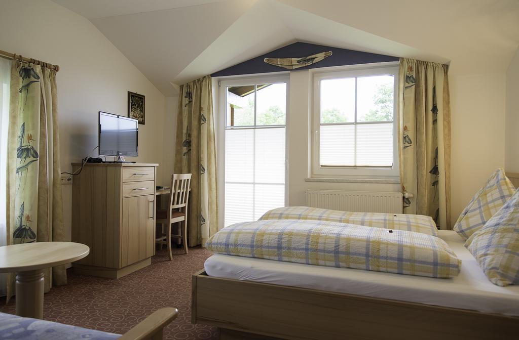 Gasthof Brentwirt Guest House Leogang Bilik gambar