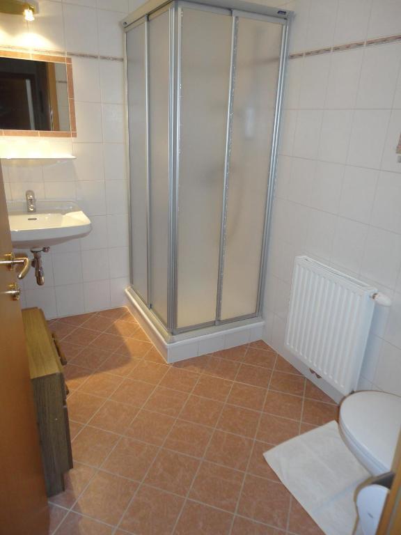Gasthof Brentwirt Guest House Leogang Bilik gambar