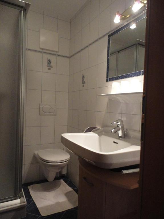 Gasthof Brentwirt Guest House Leogang Bilik gambar