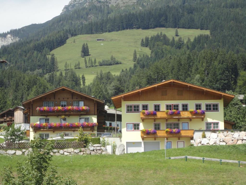 Gasthof Brentwirt Guest House Leogang Bilik gambar
